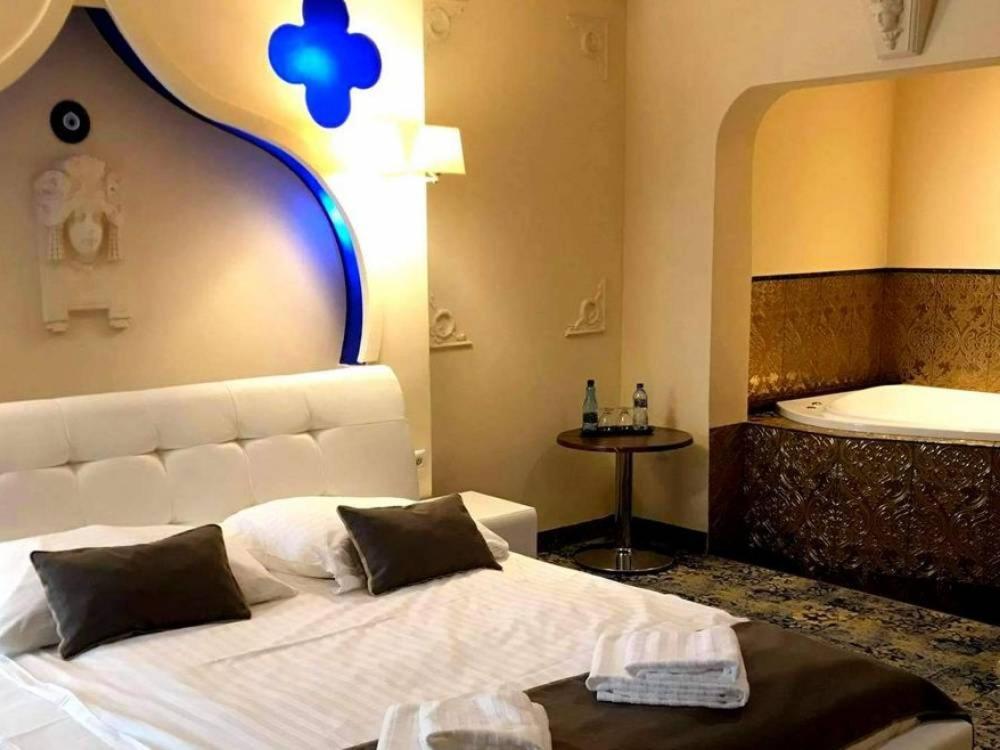 Hotel Venecia Palace Michałowice Kültér fotó