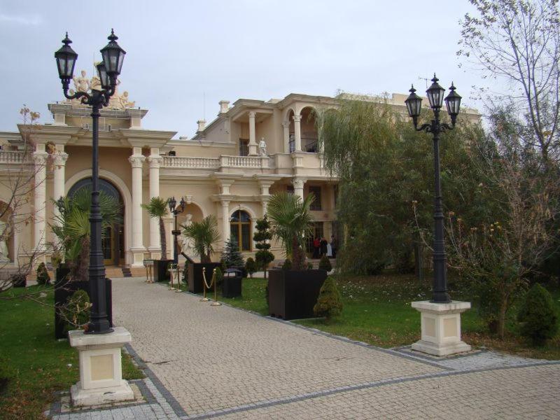 Hotel Venecia Palace Michałowice Kültér fotó